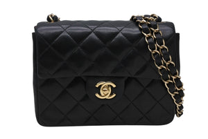 極美品 CHANEL シャネル ミニマトラッセ17 Sフラップ Sチェーンショルダーバッグ 8番台 ココマーク ラムスキン ブラック 中古 4b011617