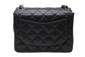 極美品 CHANEL シャネル ミニマトラッセ17 Sフラップ Sチェーンショルダーバッグ 8番台 ココマーク ラムスキン ブラック 中古 4b011617