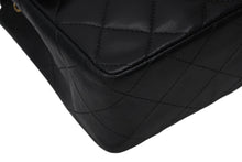 Load image into Gallery viewer, 極美品 CHANEL シャネル ミニマトラッセ17 Sフラップ Sチェーンショルダーバッグ 8番台 ココマーク ラムスキン ブラック 中古 4b011617