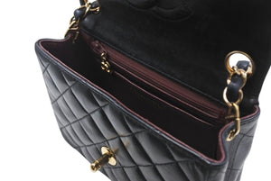 極美品 CHANEL シャネル ミニマトラッセ17 Sフラップ Sチェーンショルダーバッグ 8番台 ココマーク ラムスキン ブラック 中古 4b011617