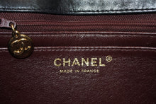 Load image into Gallery viewer, 極美品 CHANEL シャネル ミニマトラッセ17 Sフラップ Sチェーンショルダーバッグ 8番台 ココマーク ラムスキン ブラック 中古 4b011617
