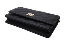 Load image into Gallery viewer, 新品同様 CHANEL シャネル チェーンショルダーウォレット 長財布 AP3807 ランダム番台 ココマーク ラムスキン ブラック 中古 4b011764