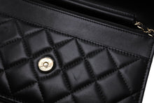 Load image into Gallery viewer, 新品同様 CHANEL シャネル チェーンショルダーウォレット 長財布 AP3807 ランダム番台 ココマーク ラムスキン ブラック 中古 4b011764