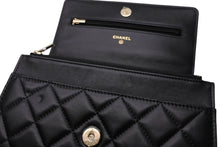 Load image into Gallery viewer, 新品同様 CHANEL シャネル チェーンショルダーウォレット 長財布 AP3807 ランダム番台 ココマーク ラムスキン ブラック 中古 4b011764