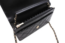 Load image into Gallery viewer, 新品同様 CHANEL シャネル チェーンショルダーウォレット 長財布 AP3807 ランダム番台 ココマーク ラムスキン ブラック 中古 4b011764