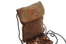 画像をギャラリービューアに読み込む, 極美品 CHROME HEARTS クロムハーツ スクエア クロスポシェット フリンジ ショルダーバッグ セメタリー クロスパッチ ブラウン 中古 4b006276