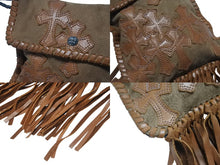 画像をギャラリービューアに読み込む, 極美品 CHROME HEARTS クロムハーツ スクエア クロスポシェット フリンジ ショルダーバッグ セメタリー クロスパッチ ブラウン 中古 4b006276