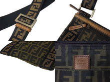 Load image into Gallery viewer, FENDI フェンディ サコッシュ ショルダーバッグ 7VA186 キャンバス レザー ブラウン ブラック ゴールド金具 美品 中古 4C071265