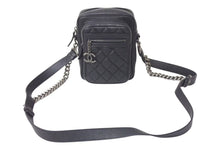 Load image into Gallery viewer, 極美品 CHANEL シャネル ショルダーバッグ マトラッセ チェーンショルダー 22番台 ブラック レザー ガンメタリック金具 中古 4C073564