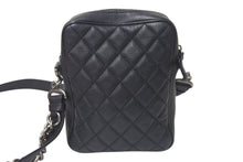 Load image into Gallery viewer, 極美品 CHANEL シャネル ショルダーバッグ マトラッセ チェーンショルダー 22番台 ブラック レザー ガンメタリック金具 中古 4C073564
