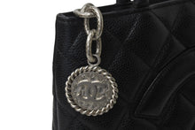 Load image into Gallery viewer, 極美品 CHANEL シャネル 復刻トートバッグ ハンドバッグ 7番台 キャビアスキン ブラック ココマーク ロゴ 鞄 シルバー金具 中古 4c075959