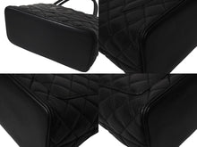 Load image into Gallery viewer, 極美品 CHANEL シャネル 復刻トートバッグ ハンドバッグ 7番台 キャビアスキン ブラック ココマーク ロゴ 鞄 シルバー金具 中古 4c075959