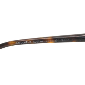 Very good condition CHANEL Wellington sunglasses eyewear 5207-A c.714/3B size 56□17 here mark tortoiseshell color used 4a000124