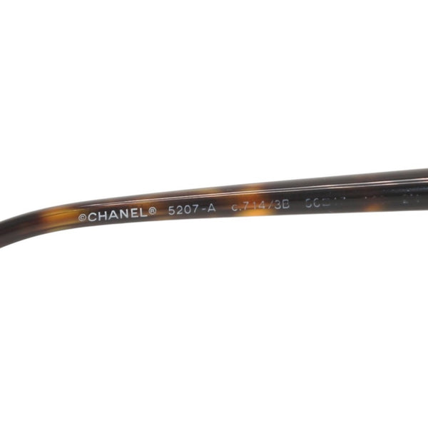 Very good condition CHANEL Wellington sunglasses eyewear 5207-A c.714/3B size 56□17 here mark tortoiseshell color used 4a000124