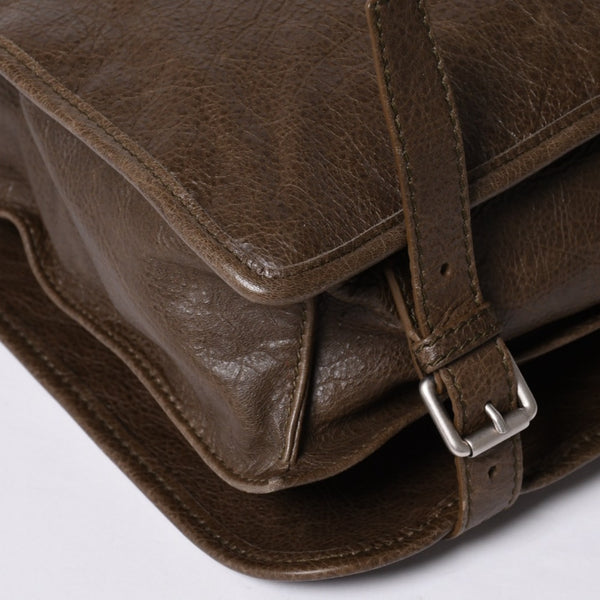 Very good condition BALENCIAGA Shoulder bag Messenger bag 272807 Made in Italy Leather Brown Silver hardware Used 4a000038