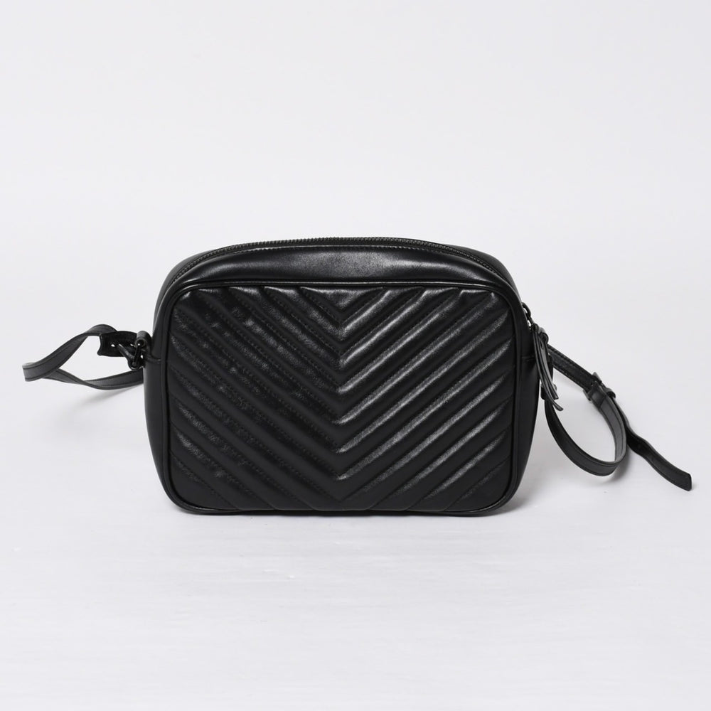 Very Good Condition SAINT LAURENT Saint Laurent Lou Camera Bag Shoulder Bag 612544 Leather Quilted Black Used 4a000047