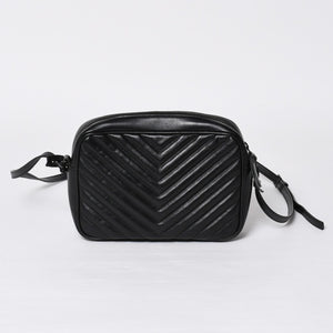 Very Good Condition SAINT LAURENT Saint Laurent Lou Camera Bag Shoulder Bag 612544 Leather Quilted Black Used 4a000047