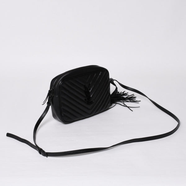 Very Good Condition SAINT LAURENT Saint Laurent Lou Camera Bag Shoulder Bag 612544 Leather Quilted Black Used 4a000047
