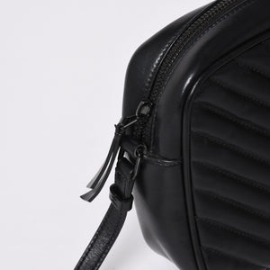 Very Good Condition SAINT LAURENT Saint Laurent Lou Camera Bag Shoulder Bag 612544 Leather Quilted Black Used 4a000047