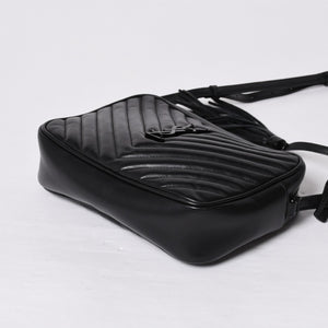 Very Good Condition SAINT LAURENT Saint Laurent Lou Camera Bag Shoulder Bag 612544 Leather Quilted Black Used 4a000047