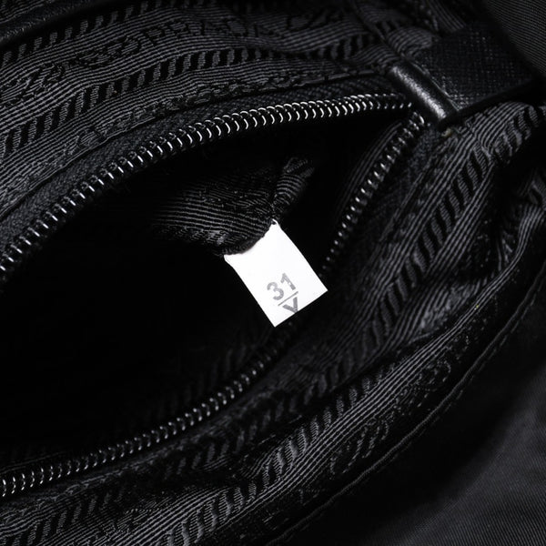 極美品 PRADA プラダ リュックサック バックパック BZ0032 ブラック ナイロン サフィアーノレザー 中古 4a000144