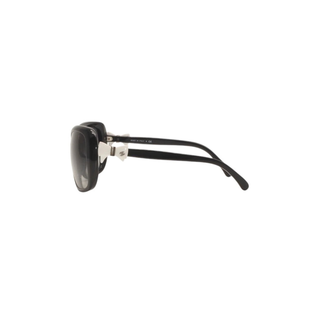 CHANEL シャネル サングラス アイウェア サイズ60□17 135 ココマーク ホワイト ブラック 美品 中古 4a000078