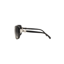 Load image into Gallery viewer, CHANEL シャネル サングラス アイウェア サイズ60□17 135 ココマーク ホワイト ブラック 美品 中古 4a000078