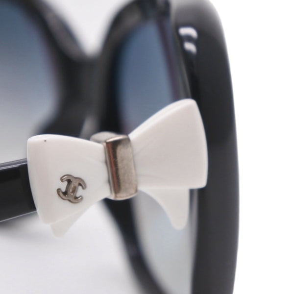 CHANEL Sunglasses Eyewear Size 60□17 135 Coco Mark White Black Good Condition Used 4a000078