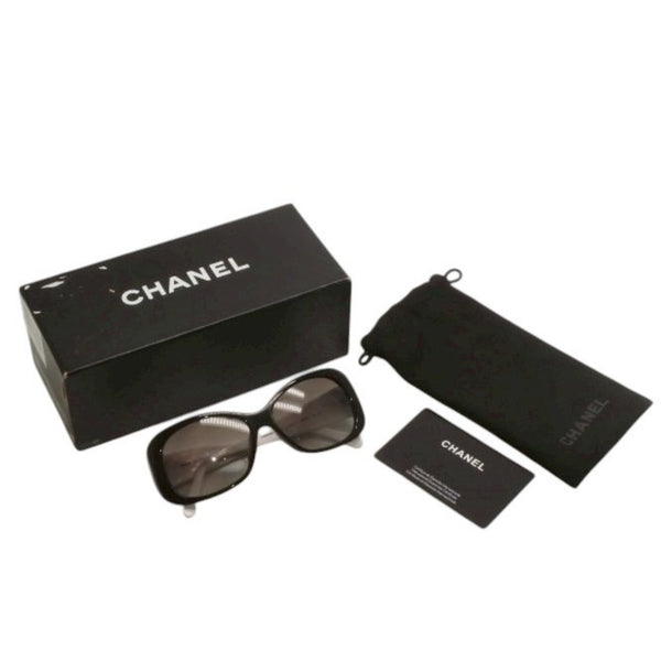 CHANEL シャネル サングラス アイウェア 5123 c.1026/11 サイズ55□15 135 ココマーク ホワイト ブラック 美品 中古 4a000036