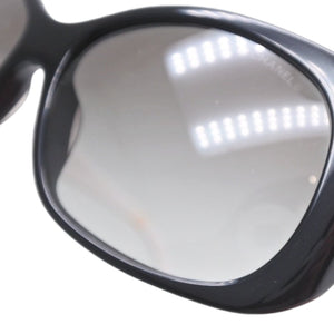 CHANEL シャネル サングラス アイウェア 5123 c.1026/11 サイズ55□15 135 ココマーク ホワイト ブラック 美品 中古 4a000036