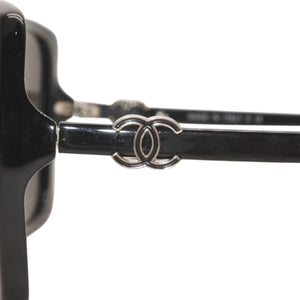 CHANEL Sunglasses Eyewear 55216 C.501/3C Size 61□16 135 Here Mark Black Good Condition Used 4a000079