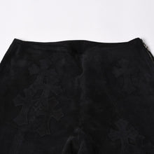 画像をギャラリービューアに読み込む, 新品同様 CHROME HEARTS クロムハーツ セメタリークロスパッチ スウェードパンツ サイズ26 40パッチ カーフレザー ダガー 中古 4a000120