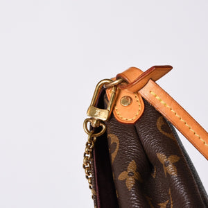 Very good condition LOUIS VUITTON Monogram Favorite MM Shoulder bag M40718 Brown Gold hardware Used 4a001282
