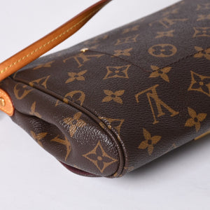 Very good condition LOUIS VUITTON Monogram Favorite MM Shoulder bag M40718 Brown Gold hardware Used 4a001282