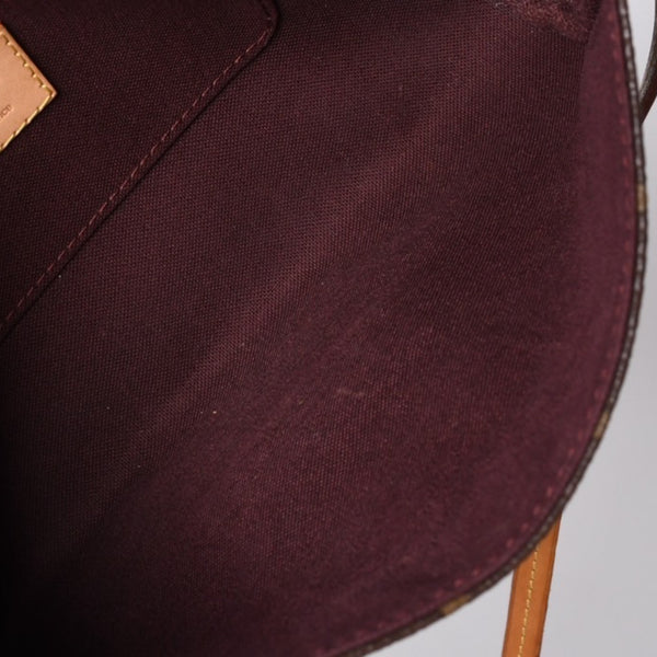 Very good condition LOUIS VUITTON Monogram Favorite MM Shoulder bag M40718 Brown Gold hardware Used 4a001282
