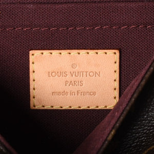 Very good condition LOUIS VUITTON Monogram Favorite MM Shoulder bag M40718 Brown Gold hardware Used 4a001282