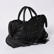 Load image into Gallery viewer, BALENCIAGA バレンシアガ ザシティ 2WAYバッグ ハンドバッグ ショルダーバッグ 115748 レザー ブラック ゴールド金具 美品 中古 4a000364