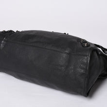 Load image into Gallery viewer, BALENCIAGA バレンシアガ ザシティ 2WAYバッグ ハンドバッグ ショルダーバッグ 115748 レザー ブラック ゴールド金具 美品 中古 4a000364
