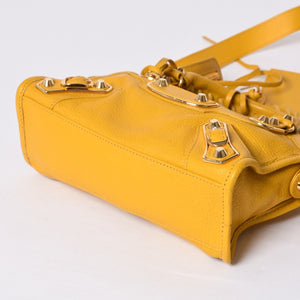 極美品 BALENCIAGA バレンシアガ ミニ シティ ハンドバッグ ショルダーバッグ 2WAY 390160 レザー イエロー 中古 4a000375