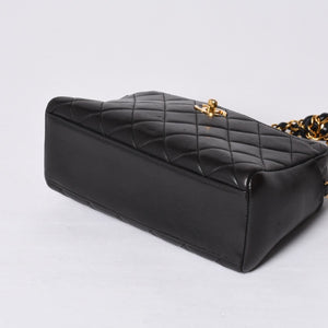 極美品 CHANEL シャネル チェーンワンショルダーバッグ 3番台 ココマーク ラムスキン キルティング ブラック 中古 4a000930