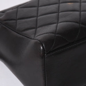 極美品 CHANEL シャネル チェーンワンショルダーバッグ 3番台 ココマーク ラムスキン キルティング ブラック 中古 4a000930