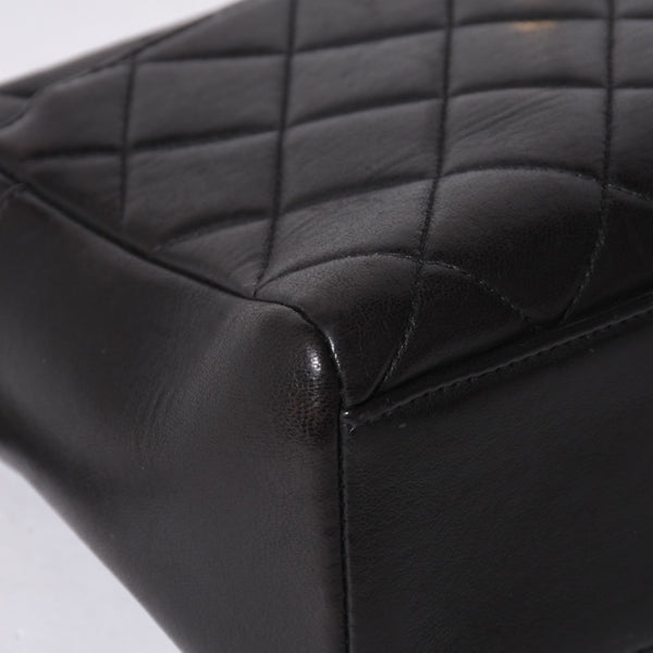 極美品 CHANEL シャネル チェーンワンショルダーバッグ 3番台 ココマーク ラムスキン キルティング ブラック 中古 4a000930