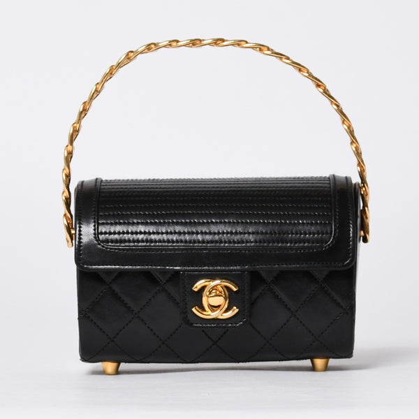 Very Good Condition CHANEL Chain Top Handle Mini Handbag Series 0 Coco Mark Lambskin Black Gold Hardware Used 4a000942