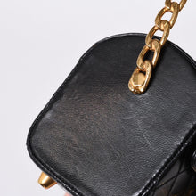 画像をギャラリービューアに読み込む, 極美品 CHANEL シャネル チェーントップハンドル ミニハンドバッグ 0番台 ココマーク ラムスキン ブラック ゴールド金具 中古 4a000942