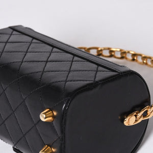 Very Good Condition CHANEL Chain Top Handle Mini Handbag Series 0 Coco Mark Lambskin Black Gold Hardware Used 4a000942