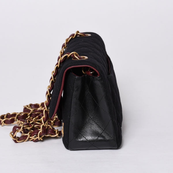 Very good condition CHANEL Mini Matelasse 20 S Flap S Chain Shoulder Bag No. 26 Coco Mark Métiers d'Art Collection Used 4a000928