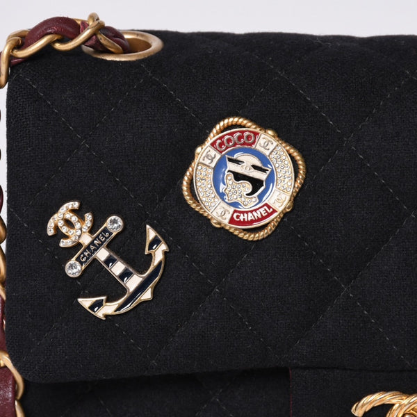 Very good condition CHANEL Mini Matelasse 20 S Flap S Chain Shoulder Bag No. 26 Coco Mark Métiers d'Art Collection Used 4a000928