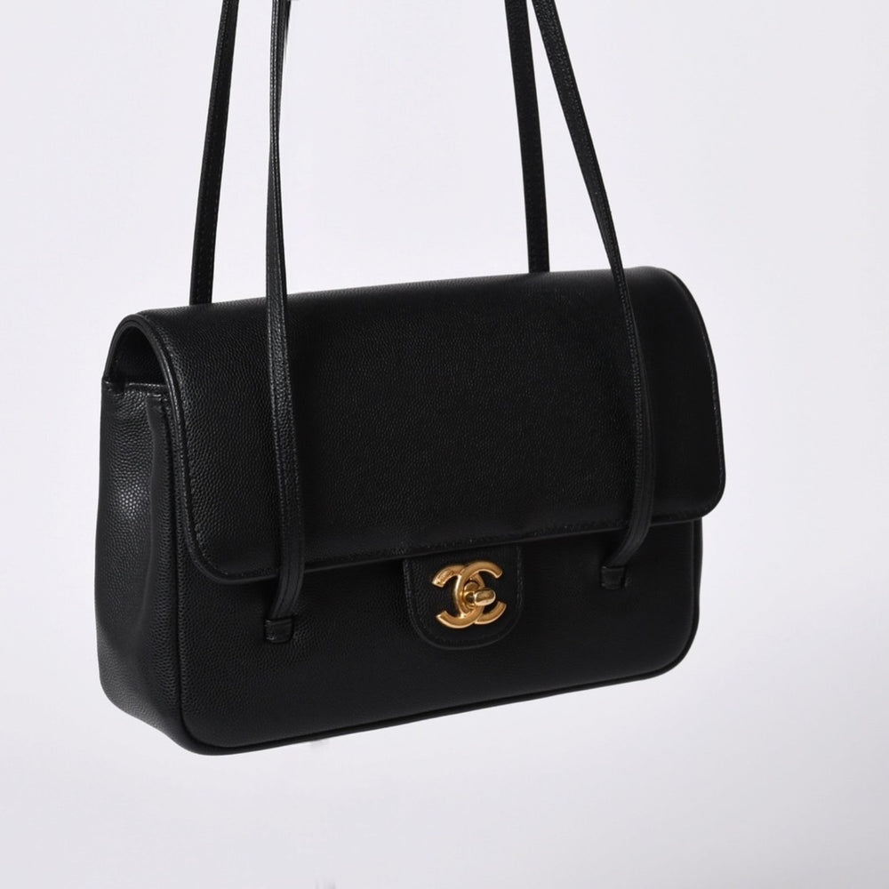 New and unused CHANEL 26SS Small Flap Bag Black Small flap bag Black Gold hardware Used 4a001122