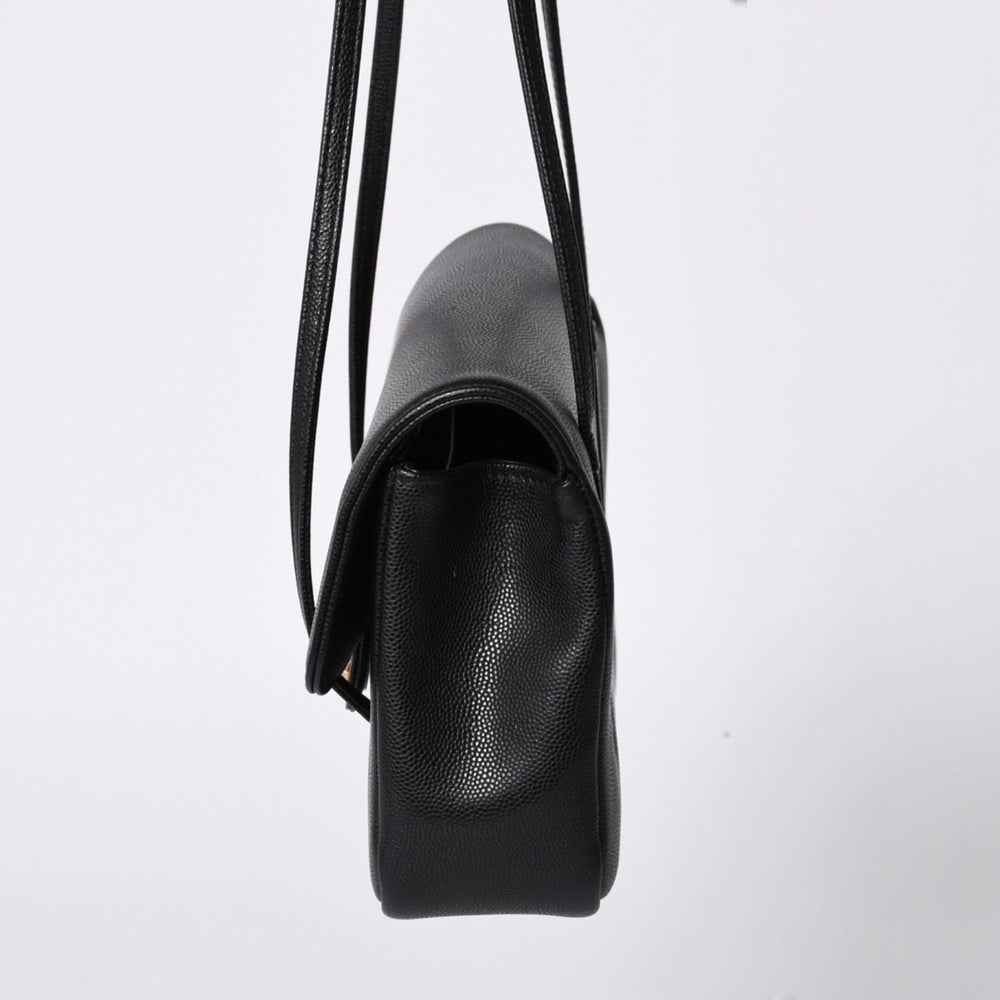 New and unused CHANEL 26SS Small Flap Bag Black Small flap bag Black Gold hardware Used 4a001122
