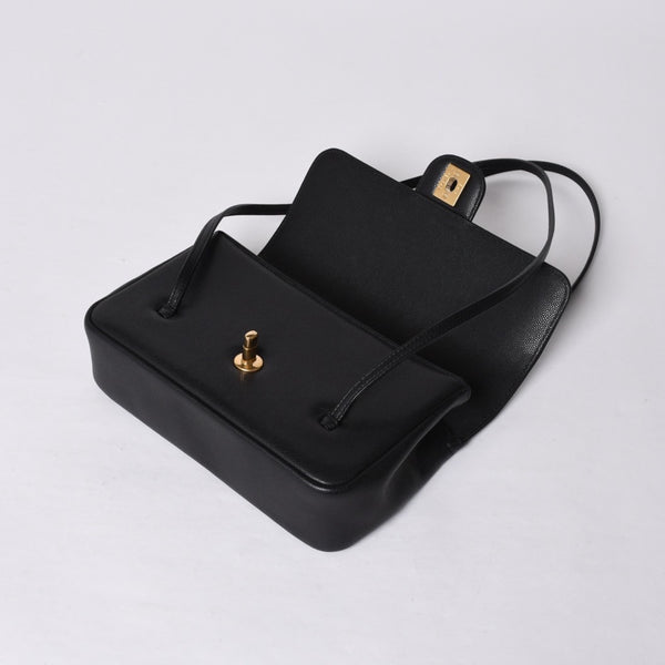 New and unused CHANEL 26SS Small Flap Bag Black Small flap bag Black Gold hardware Used 4a001122